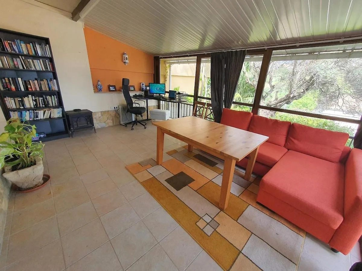 Villa With Garden, Pool And Views, Remote-Working Кампанет