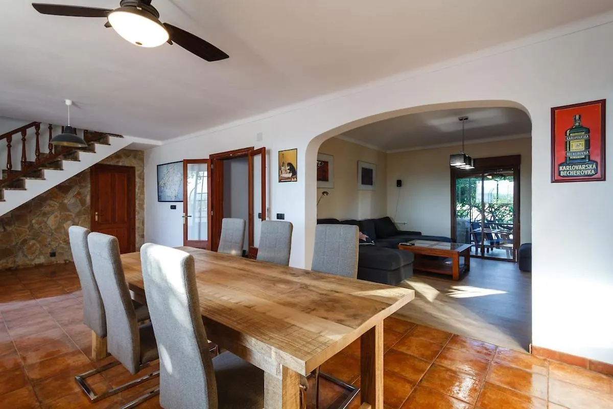 Villa With Garden, Pool And Views, Remote-Working Кампанет Дом отдыха